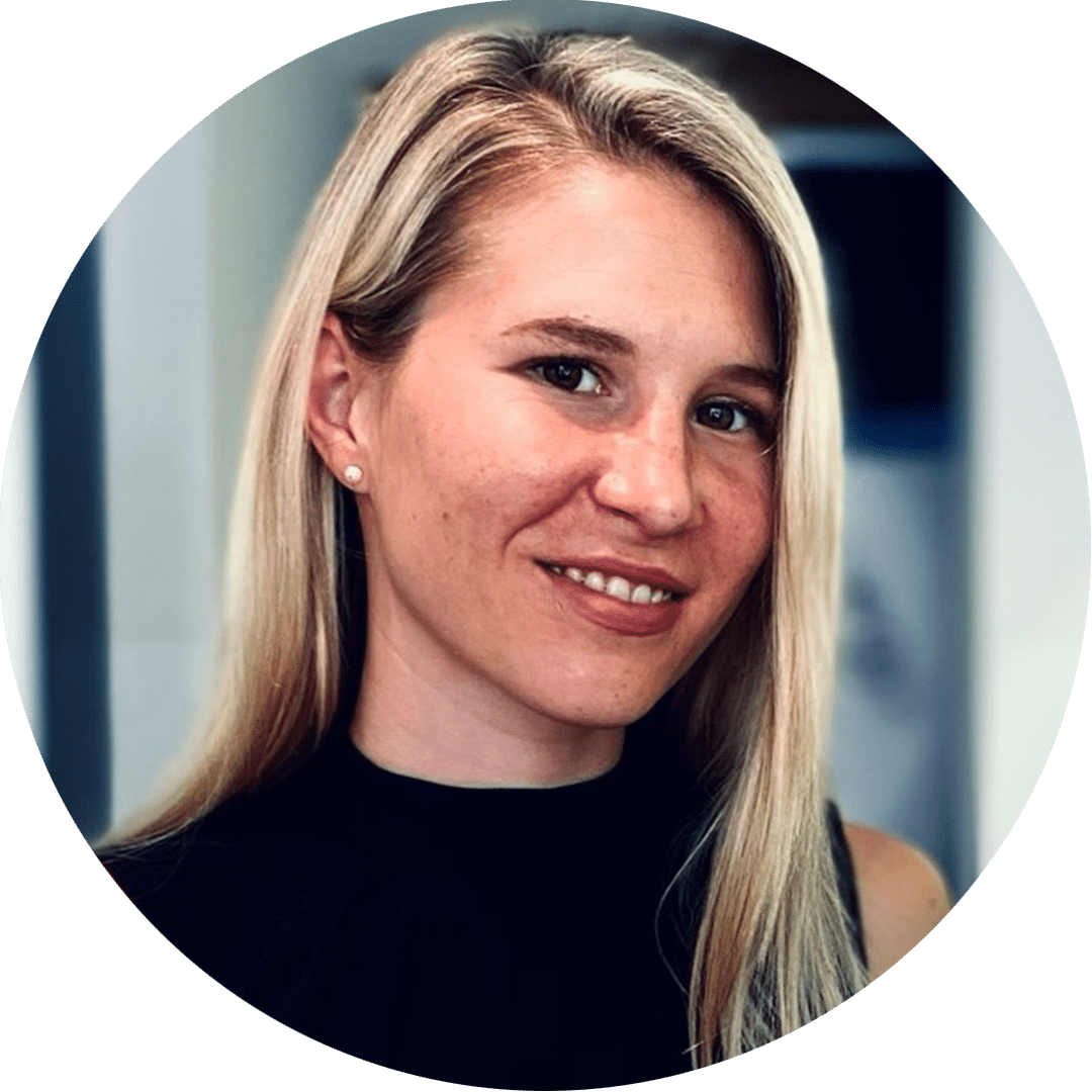 Profilbild von Anita-Tackner Brandstetter. Sie ist die Verkaufsleiterin im kleinen Familienbetrieb Juwelier Brandstetter.