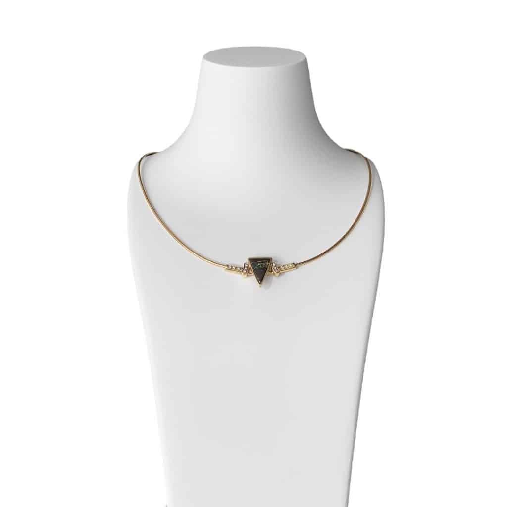 Halsschmuck für Damen Schmuckanfertigungen in Wien Goldkette mit Opal und Brillanten Einzelstück Unikatschmuck Halsreif Produktfoto 10637