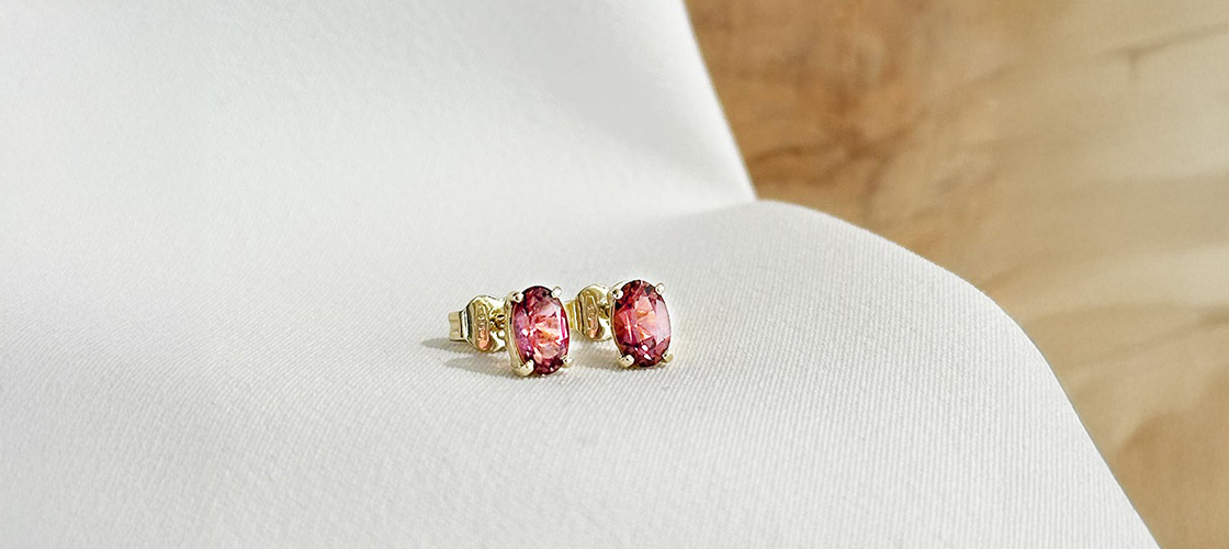 Ohrstecker aus Gold von Juwelier Brandstetter Wien