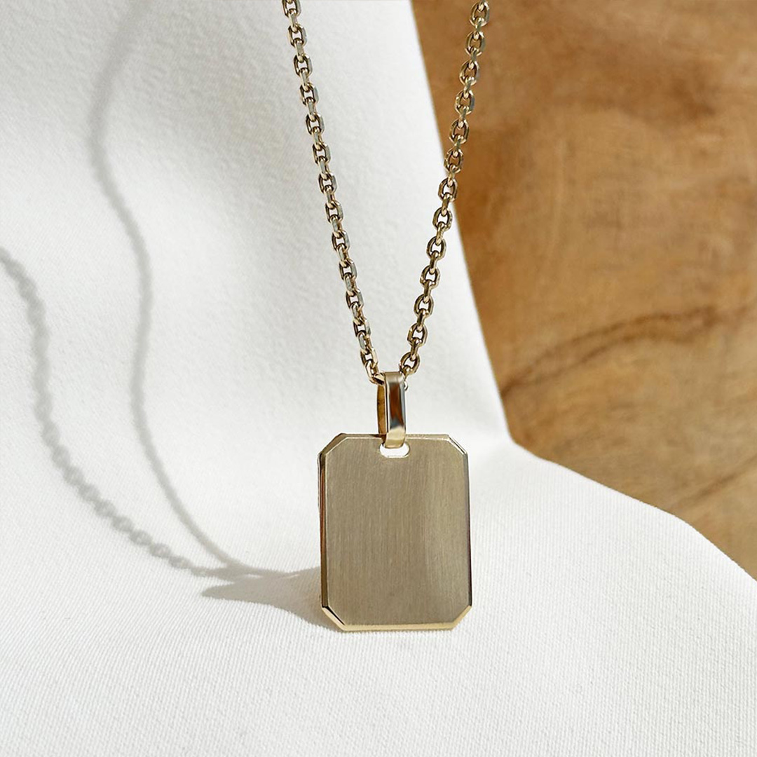 Goldkette mit Gravurplatte